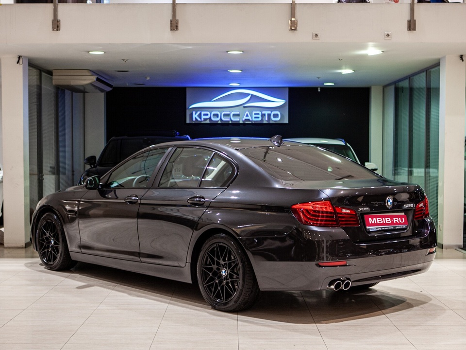 BMW 5 серия, 2013 год, 1 649 000 рублей, 4 фотография