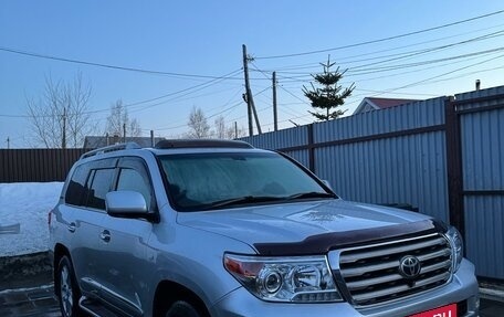 Toyota Land Cruiser 200, 2011 год, 3 600 000 рублей, 2 фотография