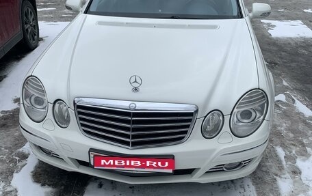 Mercedes-Benz E-Класс, 2008 год, 1 100 000 рублей, 8 фотография