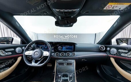 Mercedes-Benz E-Класс, 2019 год, 4 990 000 рублей, 6 фотография