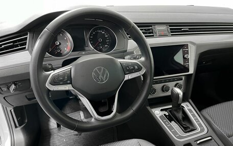 Volkswagen Passat B8 рестайлинг, 2021 год, 2 917 000 рублей, 12 фотография