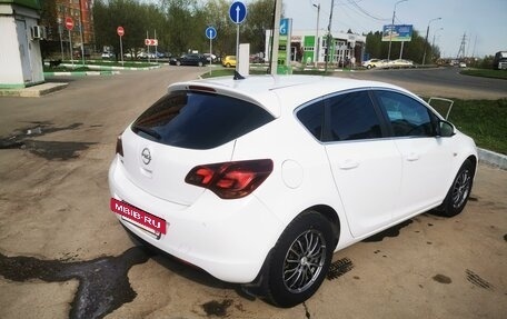 Opel Astra J, 2011 год, 830 000 рублей, 4 фотография