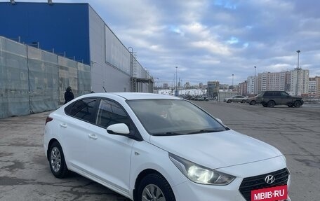 Hyundai Solaris II рестайлинг, 2017 год, 1 049 000 рублей, 6 фотография