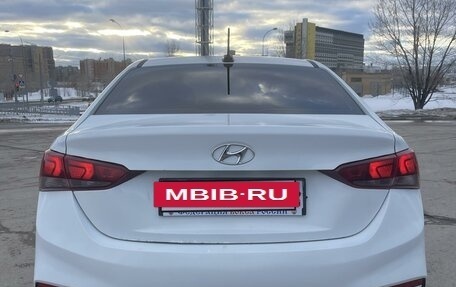 Hyundai Solaris II рестайлинг, 2017 год, 1 049 000 рублей, 11 фотография