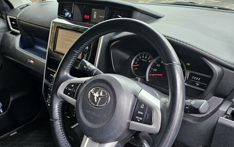 Toyota Roomy I, 2017 год, 1 210 000 рублей, 6 фотография