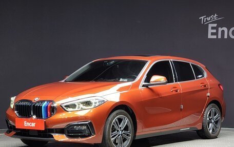 BMW 1 серия, 2021 год, 2 615 000 рублей, 1 фотография