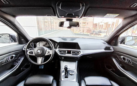 BMW 3 серия, 2019 год, 4 200 000 рублей, 14 фотография