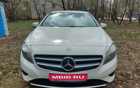 Mercedes-Benz A-Класс, 2015 год, 1 995 000 рублей, 10 фотография