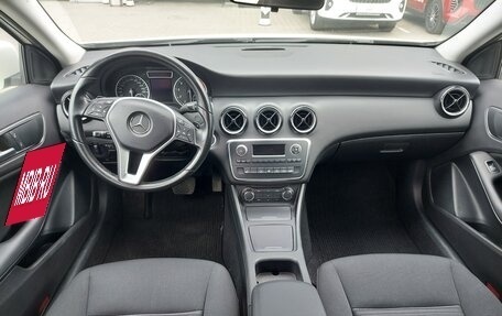Mercedes-Benz A-Класс, 2015 год, 1 995 000 рублей, 26 фотография