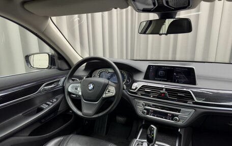 BMW 7 серия, 2017 год, 4 170 000 рублей, 11 фотография