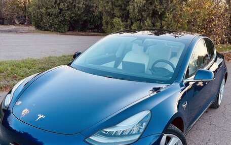 Tesla Model 3 I, 2018 год, 3 290 000 рублей, 2 фотография