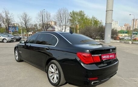 BMW 7 серия, 2009 год, 1 070 000 рублей, 3 фотография