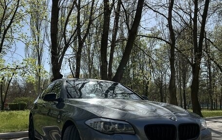 BMW 5 серия, 2011 год, 2 300 000 рублей, 13 фотография
