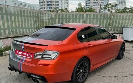BMW 5 серия, 2010 год, 2 600 000 рублей, 3 фотография