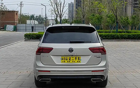 Volkswagen Tiguan II, 2020 год, 2 140 000 рублей, 5 фотография