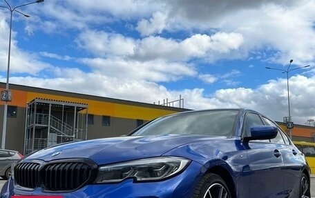 BMW 3 серия, 2020 год, 3 500 000 рублей, 3 фотография