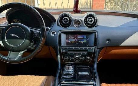 Jaguar XJ IV (X351), 2016 год, 4 290 000 рублей, 5 фотография