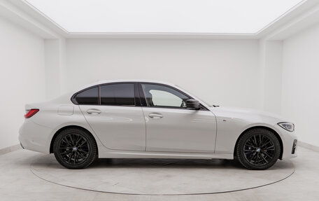 BMW 3 серия, 2019 год, 4 190 000 рублей, 4 фотография