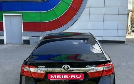 Toyota Camry, 2014 год, 2 050 000 рублей, 5 фотография