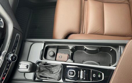 Volvo XC60 II, 2018 год, 4 150 000 рублей, 11 фотография