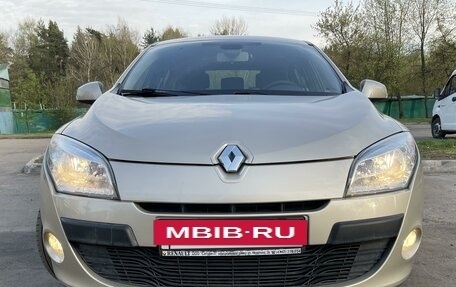 Renault Megane III, 2011 год, 900 000 рублей, 5 фотография