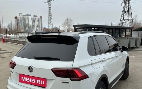Volkswagen Tiguan II, 2019 год, 2 620 000 рублей, 5 фотография