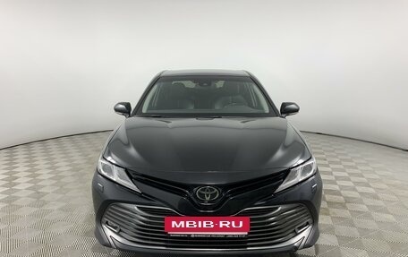 Toyota Camry, 2019 год, 3 075 000 рублей, 2 фотография