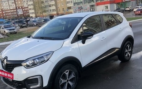 Renault Kaptur I рестайлинг, 2019 год, 1 246 000 рублей, 5 фотография