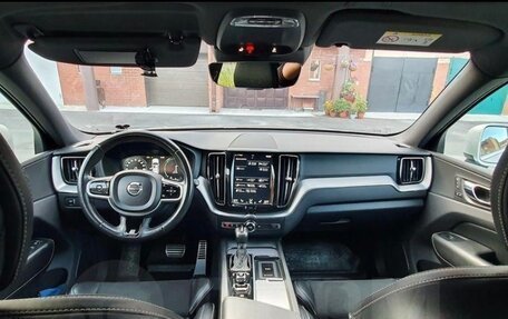 Volvo XC60 II, 2018 год, 4 800 000 рублей, 4 фотография