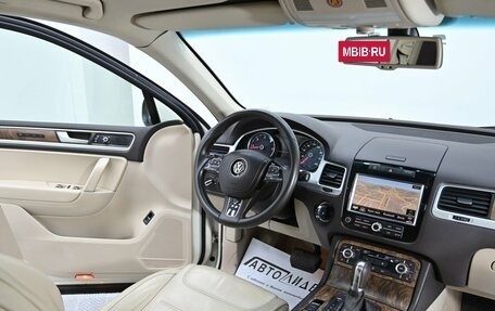 Volkswagen Touareg III, 2011 год, 1 899 000 рублей, 5 фотография