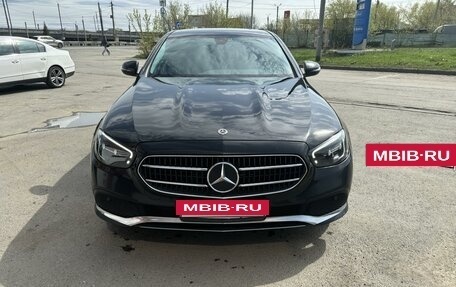 Mercedes-Benz E-Класс, 2020 год, 3 100 000 рублей, 3 фотография