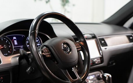 Volkswagen Touareg III, 2013 год, 2 439 000 рублей, 5 фотография