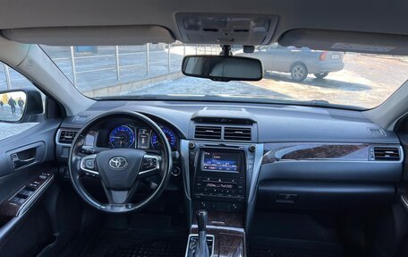 Toyota Camry, 2017 год, 2 490 000 рублей, 15 фотография