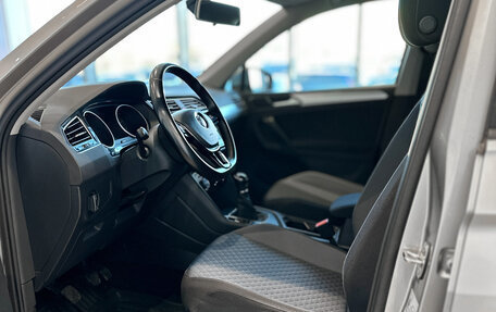Volkswagen Tiguan II, 2018 год, 2 264 000 рублей, 12 фотография