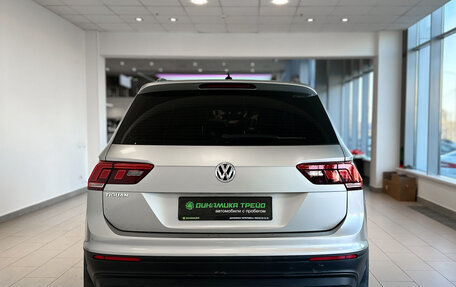 Volkswagen Tiguan II, 2018 год, 2 264 000 рублей, 7 фотография