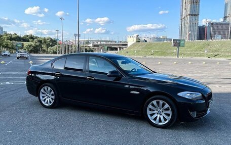 BMW 5 серия, 2011 год, 1 550 000 рублей, 5 фотография