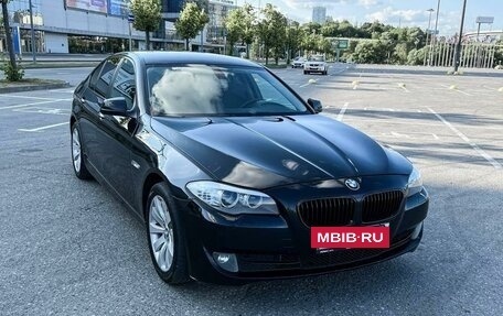 BMW 5 серия, 2011 год, 1 550 000 рублей, 4 фотография
