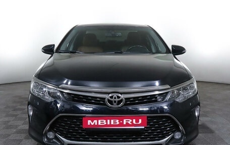 Toyota Camry, 2017 год, 2 599 000 рублей, 2 фотография