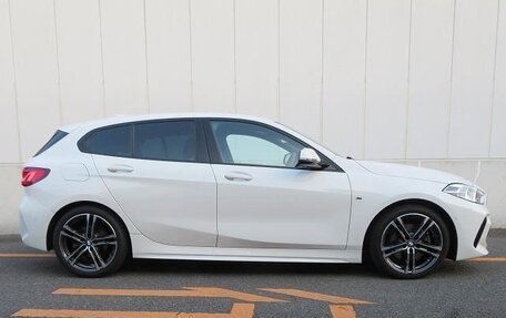 BMW 1 серия, 2021 год, 1 700 600 рублей, 4 фотография