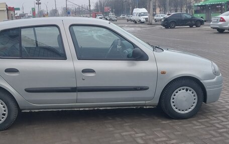 Renault Clio III, 2001 год, 285 000 рублей, 6 фотография
