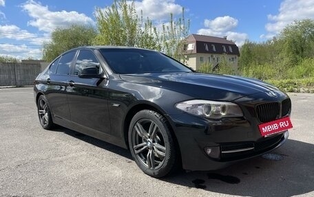BMW 5 серия, 2010 год, 1 900 000 рублей, 14 фотография
