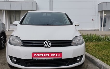 Volkswagen Golf Plus II, 2011 год, 915 000 рублей, 2 фотография