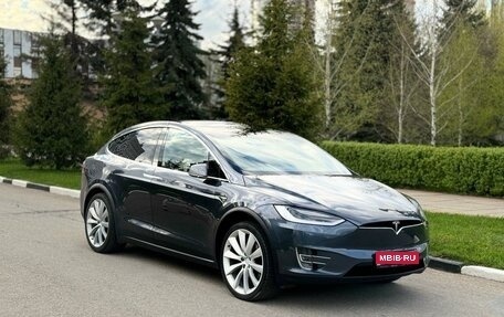 Tesla Model X I, 2018 год, 5 990 000 рублей, 1 фотография