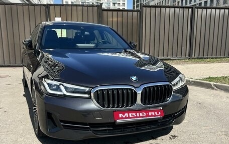 BMW 5 серия, 2021 год, 4 750 000 рублей, 4 фотография