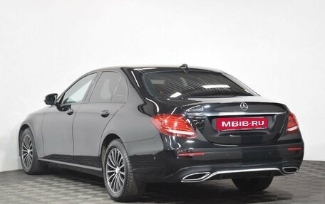 Mercedes-Benz E-Класс, 2017 год, 2 199 000 рублей, 6 фотография