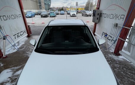 Hyundai Solaris II рестайлинг, 2018 год, 1 340 000 рублей, 7 фотография