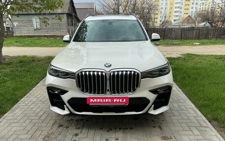 BMW X7, 2020 год, 9 270 000 рублей, 2 фотография