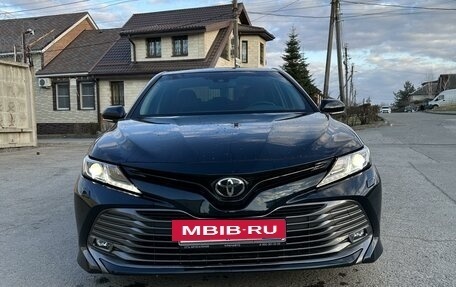 Toyota Camry, 2018 год, 2 880 000 рублей, 7 фотография