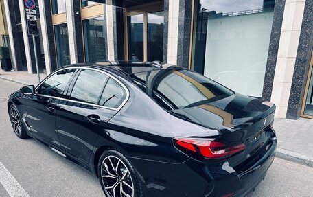 BMW 5 серия, 2022 год, 6 410 000 рублей, 3 фотография