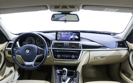 BMW 3 серия, 2013 год, 1 196 000 рублей, 12 фотография